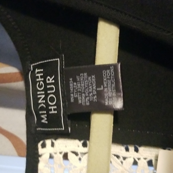 Large black crochet back tank - Picture 3 of 4